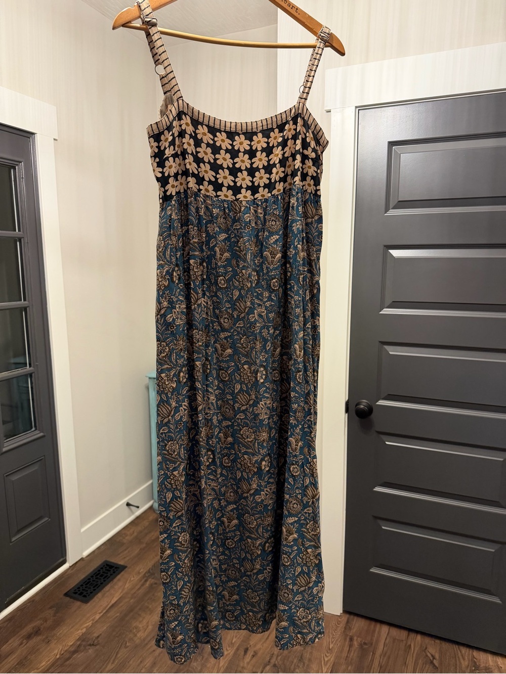 NATURAL LIFE Teal and Tan Floral Maxi Dress